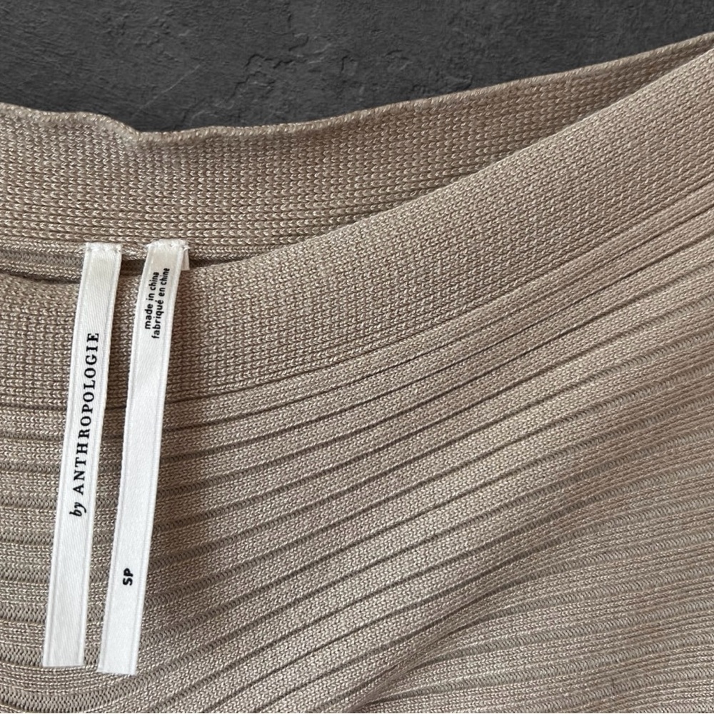 Anthropologie Petites Off-the-Shoulder Slim Knit Midi Dress Taupe Size SP - Picture 7 of 14